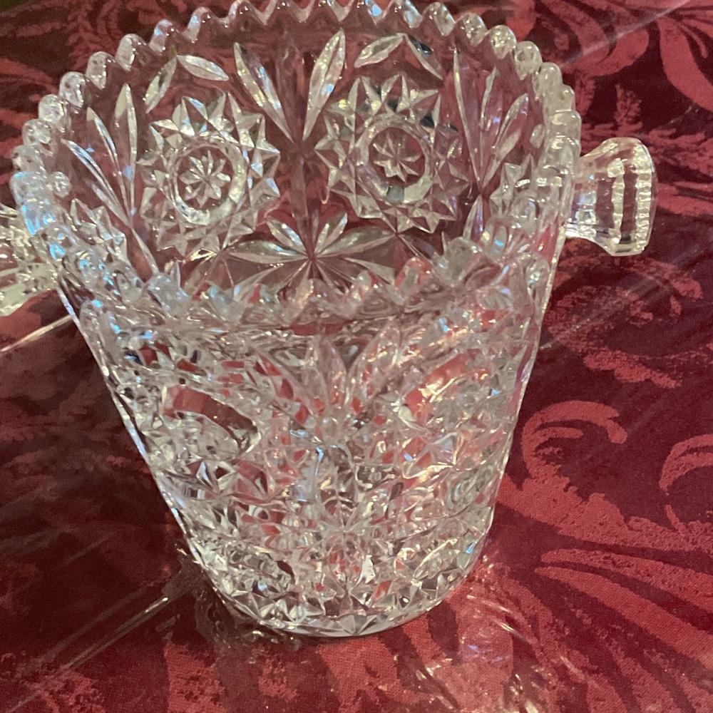 Intricate Crystal Cut Glass Bowl	/ celery vase  5.5 inches tall open 4.5
